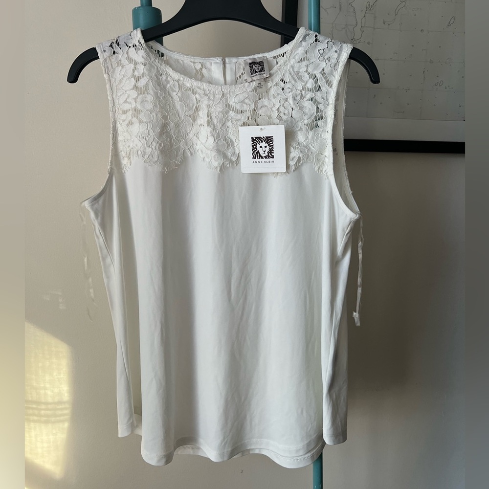 Anne Klein Top with lace and button back white business casual